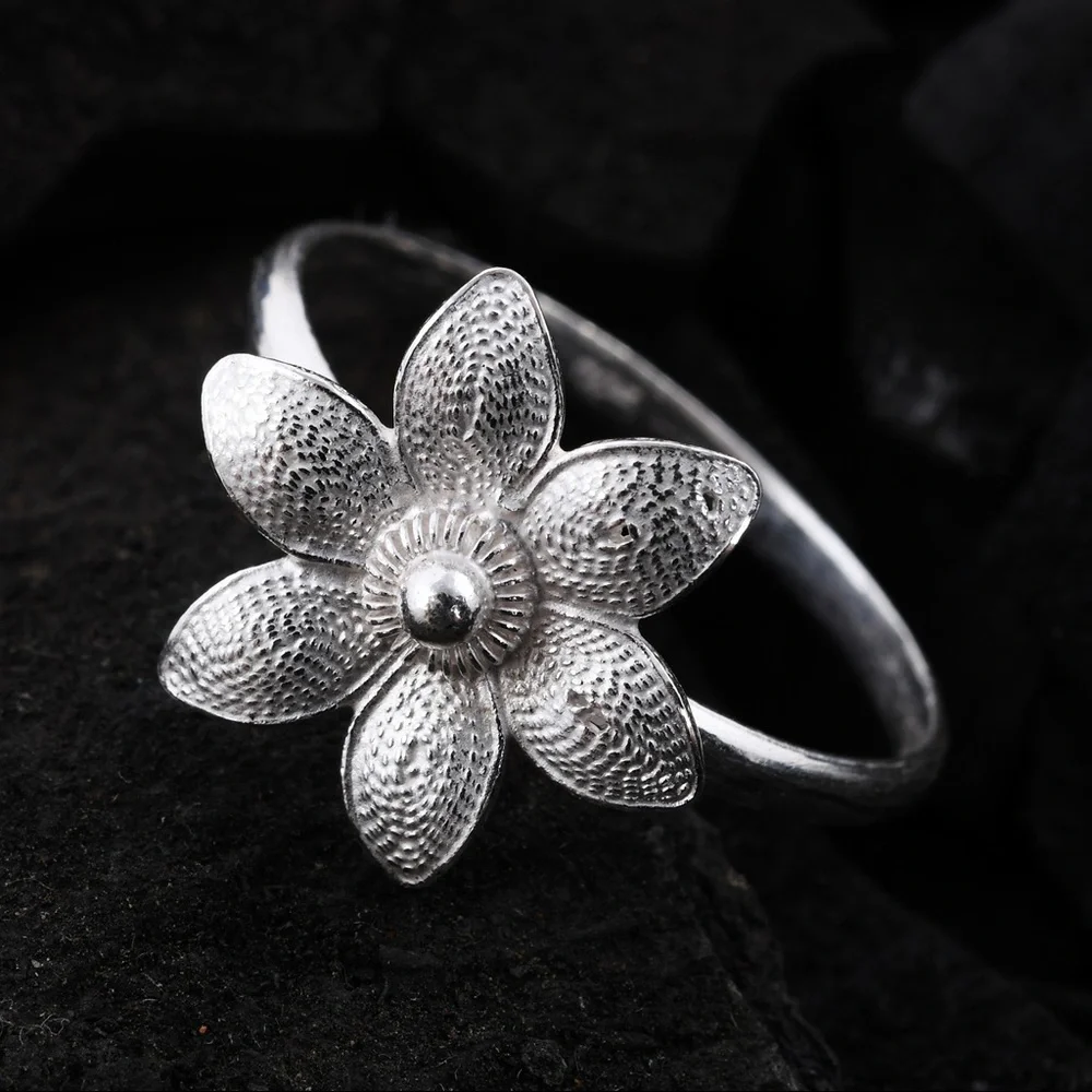 0 flower ring